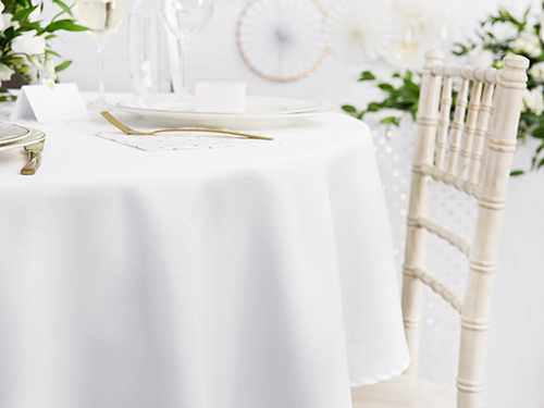 Covers / Tablecloths / Table runners