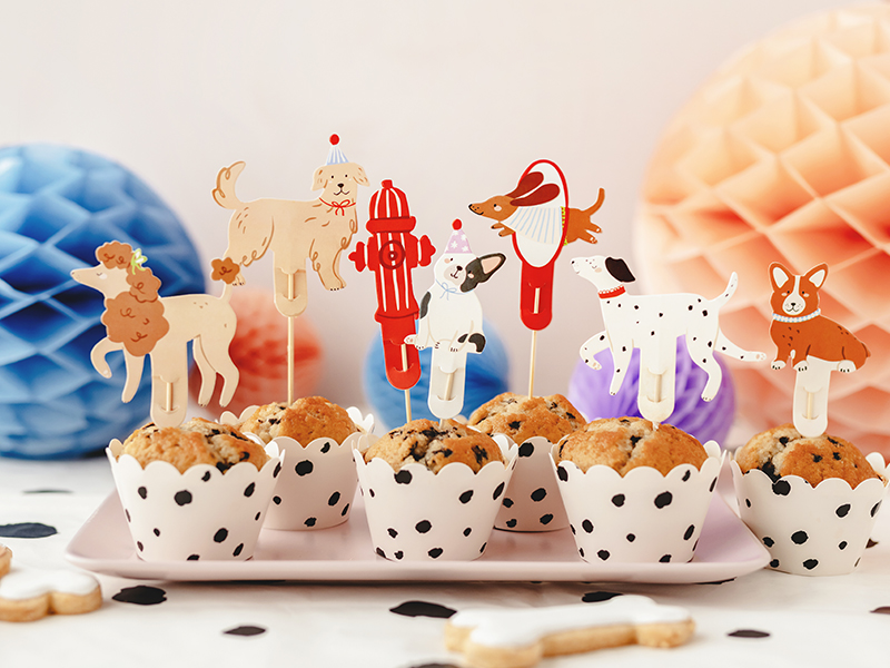 Figurines / Toppers / Cake and cupcake accessories