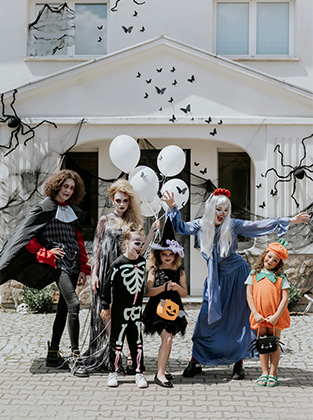 Costumes