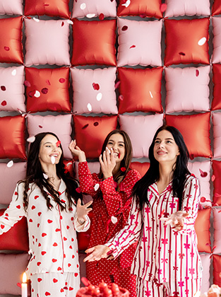 Confetti Cannons & Sparklers