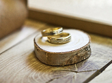 Wooden place cards, diameter 4.5-6.5cm (1 pkt / 6 pc.)