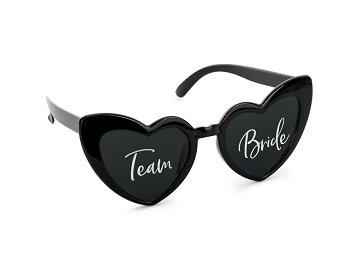 Heart-shaped glasses with ''Team Bride'' inscription, black
