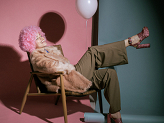 Afro wig, light pink