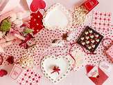 Paper plates Heart, 26x24.5 cm, mix (1 pkt / 6 pc.)