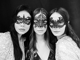 Lace carnival mask, black, 20 x 7.3 cm