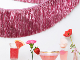 Fringe garland, pink