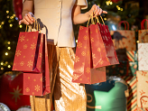 Gift bags Snowflakes and bells, 19x25x10 cm, red and green (1 pkt / 6 pc.)